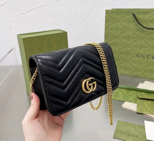 “GG Marmont Shoulder/Crossbody Handbag”